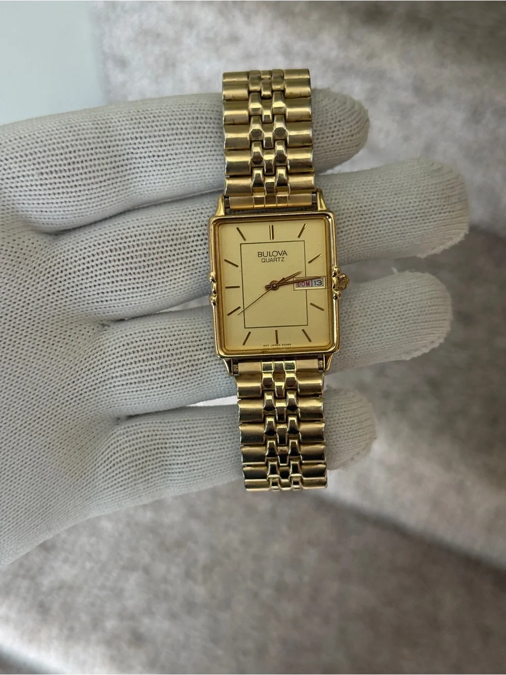 Bulova vintage tank daydate Gold Tone Quartz Rectangular Watch men’s